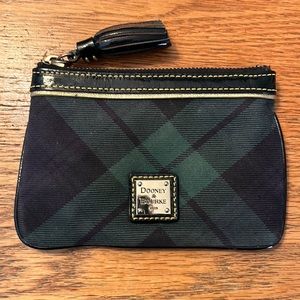 Dooney and bourke pouch